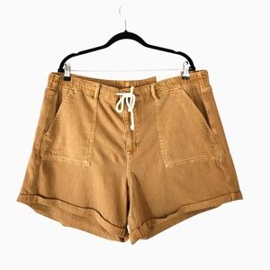 NWT American Eagle Stretch Tomgirl Tan Shorts Size Women's 20